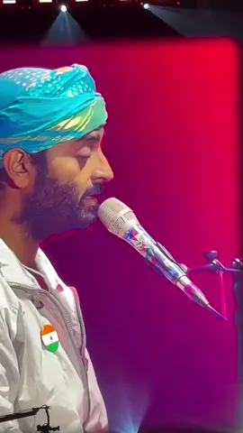 Zara Kabhi Meri Nazar Se 🥹❤️‍🩹 Arijit Singh Live #tiktokreels #foryoupage #arijitsingh #arijitsinghsong #terehawale 