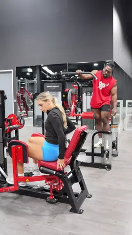 When you’re curious and your preworkout is kicking @Kaylanellaa @BSN Supplements #bsnsponsoredathlete #fyp 