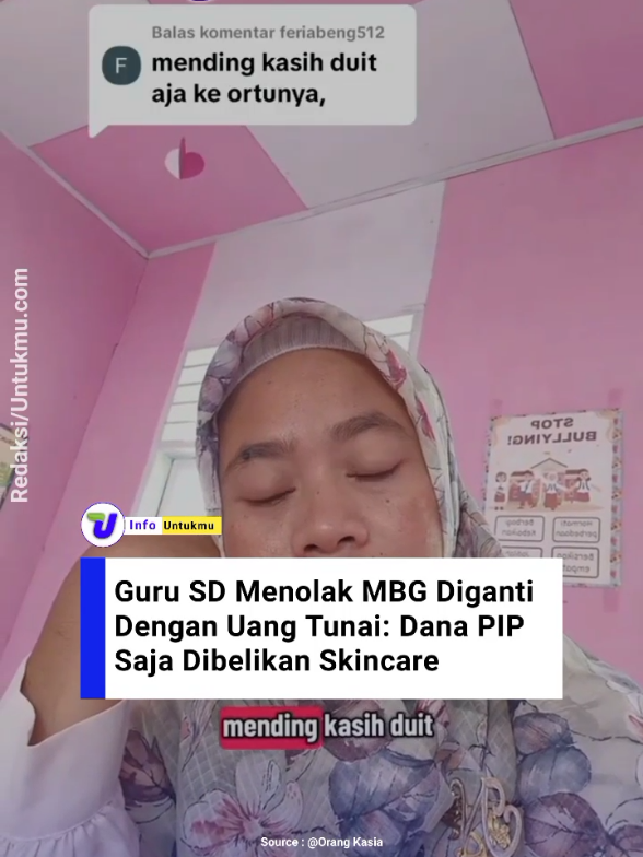 Seorang guru SD ini mengaku keberatan jika program Makan Bergizi Gratis (MBG) digantikan dalam bentuk uang tunai ke orang tuanya Dalam vidio yang diunggah di akun tiktok milik pridbadinya @ orangkasia, sang guru menilai kebijakan tersebut rawan di salah gunakan oleh orang tua murid Guru itu bahkan menyinggung kasus dana PIP (Program Indonesia Pintar) yang sering dipakai orang tua untuk kebutuhan di luar dari pendidikan anak Menurut sang guru , MBG sebaiknya tetap disalurkan dalam bentuk makanan sehat langsung di sekolah, agar manfaatnya benar-benar dirasakan para siswa vidio sang guru tersebut seketika langsung ramai memicu perdebatan warganet Source vidio : tiktok/orangkasia ikuti terus untukmucom untuk mendapatkan berita dan informasi menarik lainya ! #guru #mbg #ganti #uangtunai #makangizigratis 