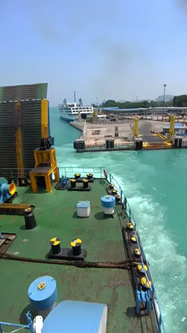 👋🏻🥺#merakbakauheni #fyppppppppppppppppppppppp #pelabuhanmerakbakauheni #asdpindonesiaferry 