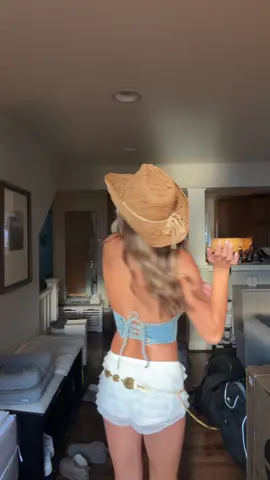 I love this fit #OOTD #country #concert 