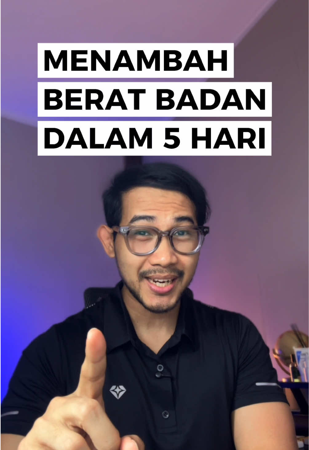 NAIKIN BERAT BADAN DALAM 5 HARI ITU BISA ✅ SELAMA KALIAN GAK SALAH PILIH MAKANAN 🍉 Semangka sebenernya kurang bagus buat bulking, cuma ngenyangin tapi kalorinya kecil. 🥭 Mangga lumayan, karena manis dan bisa bantu naikin nafsu makan. 🥑 Alpukat paling bagus, karena lemak sehatnya tinggi dan kalorinya padat. 🥬 Selada buruk buat bulking, bikin kenyang tapi kalorinya hampir nol. 🥦 Brokoli lumayan, karena punya serat dan vitamin. 🌽 Jagung manis paling bagus, karena sumber karbo kompleks yang stabil. 🍢 Bakso instan kurang bagus, tinggi sodium tapi proteinnya dikit. 🍴 Tahu tempe lumayan, murah dan ada proteinnya. 🍗 Ayam dada paling bagus, karena tinggi protein dan gampang diolah. 🍟 Kerupuk atau gorengan buruk, isinya cuma minyak. 🍞 Roti tawar sama selai lumayan, kalorinya ada tapi gulanya tinggi. 🥜 Kacang tanah paling bagus, murah, tinggi protein, plus lemak sehat. 🥛 Skim milk kurang bagus, kalorinya kecil. 🥛 Susu full cream lumayan, karena lebih tinggi kalori. 💪 Evomass paling bagus, 932 kalori dan 52 gram protein dalam satu sajiannya. Kalau kalian lagi bulking, jangan asal makan. Fokus ke makanan padat kalori dan tinggi protein biar progress lebih cepat 🚀