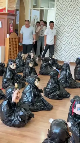 Đi đón con mà cười rách mồm #Viral #giaitri 