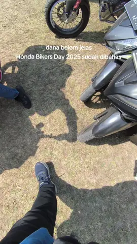 tetep gasss bolo? 😂 . . . . #yonif303ssm #hondabikersday #cariaman #hondacommunity #hondamodifikasi 