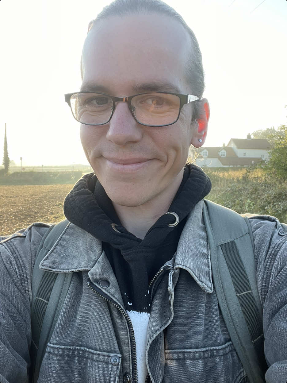 Walk and talk vlog, about my upcoming YouTube video I am working on. 😊 #Vlog #gaming #Outdoors #fyp #walking 