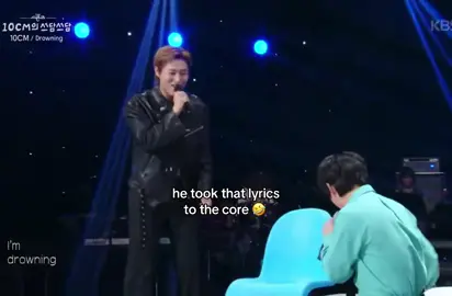 i think he cant breathe hahaha #woodz #seungyoun #우즈 #조승연 #UNIQ 