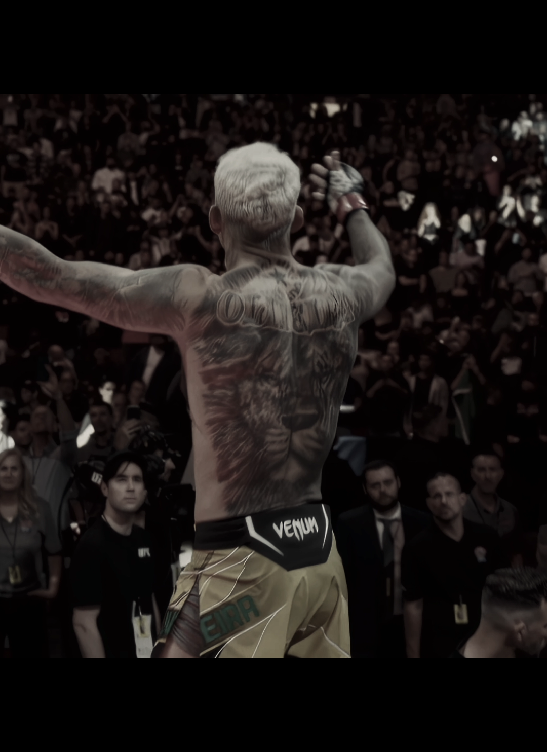 I need to learn how to edit #foryoupage #UFC #Trending #mma #charlesoliveira 