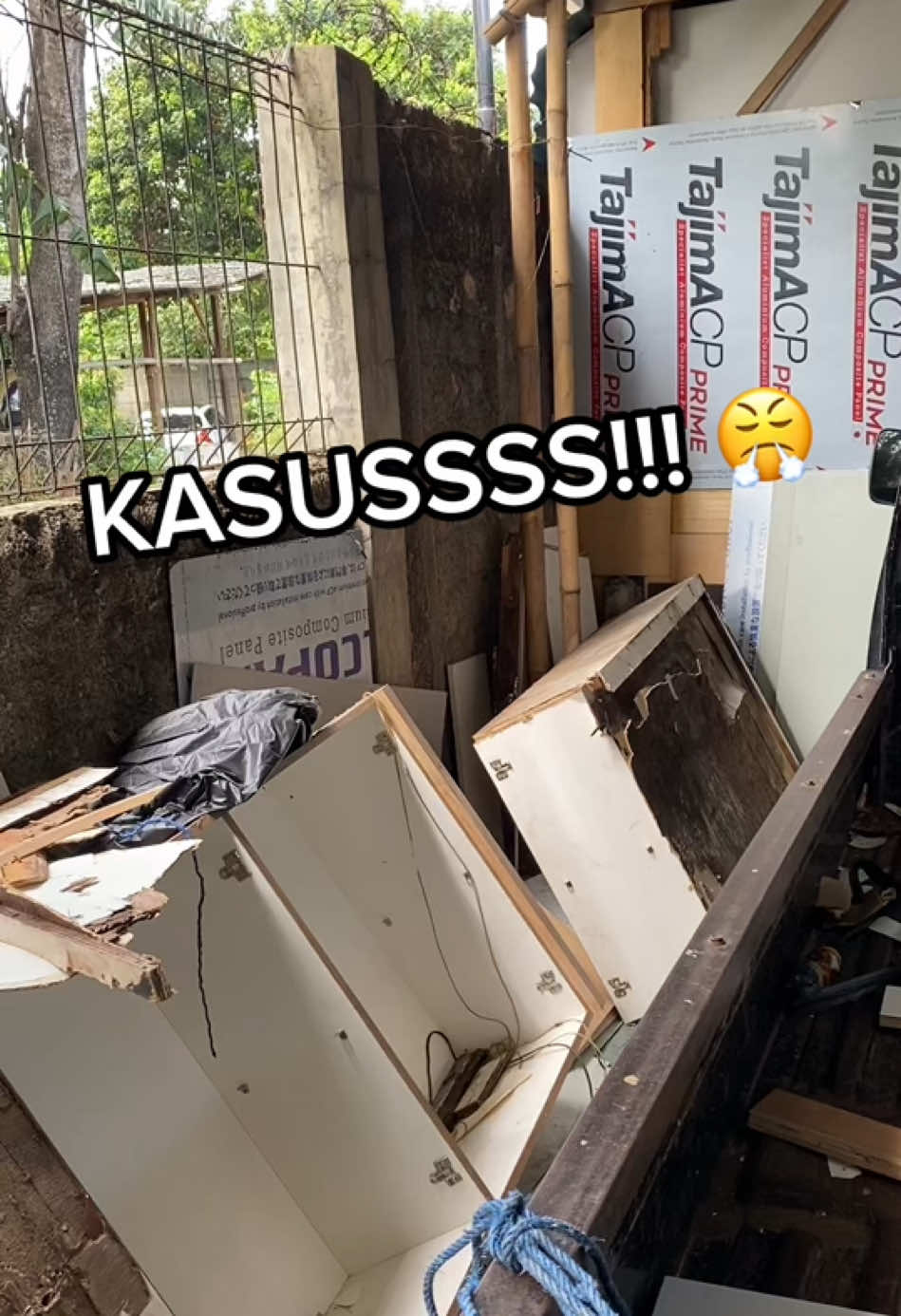 KASUSSS MENNNN😖😫‼️ #kitchensetaluminium #kitchensetantirayap #kitchensetjabodetabek #kitchenset #alumunium 