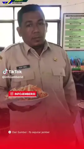 seorang guru di kota Jember, marah saat tahu menerima MBG dengan makanan basi , dan langsung makanan tersebut disingkirkan oleh guru . #fyp 