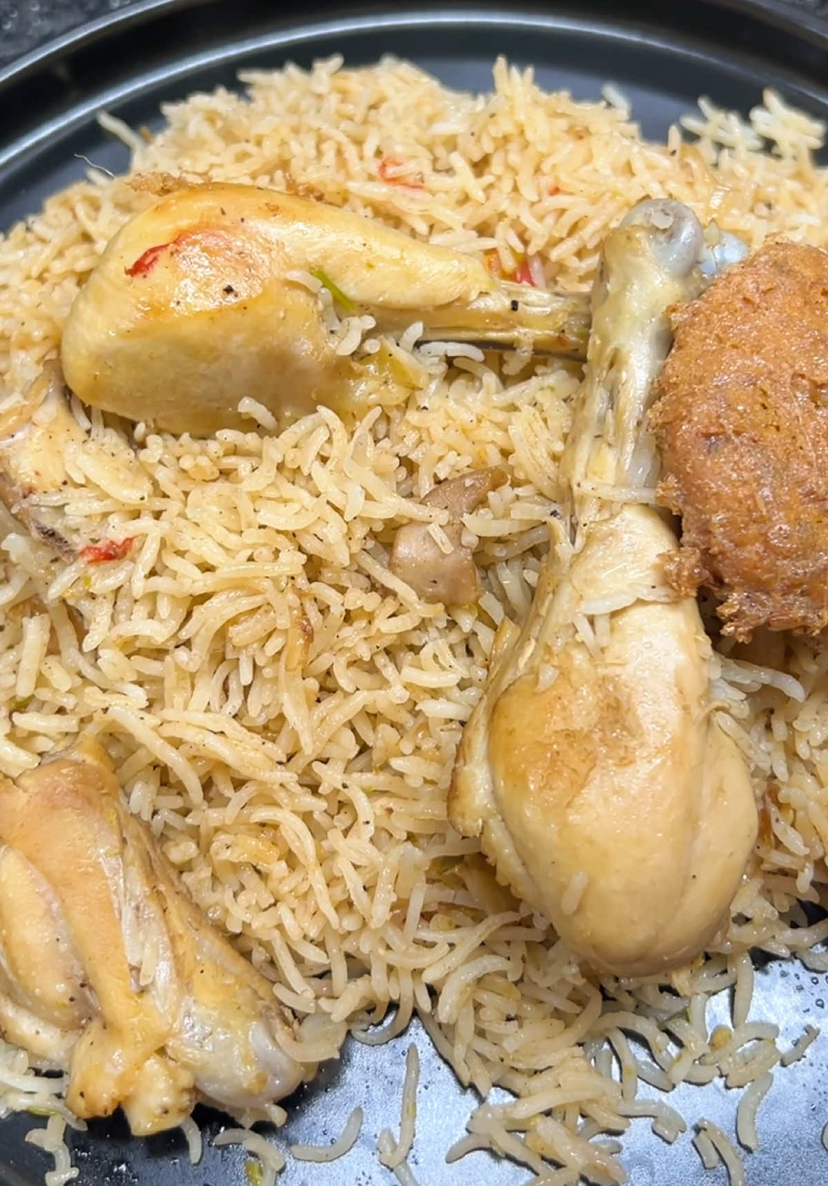Chicken Yakhni Pulao/چکن یخنی پُلاؤ #Recipe #chicken #pulao #easy #rice #easy #yumm #foryou #viral #treanding 