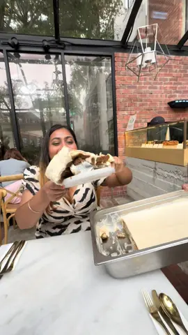 all you can scoop? sAY LESS!!!@Parveen Kaur @yashi nee @m #pokokkl #allyoucanscooptiramisu 
