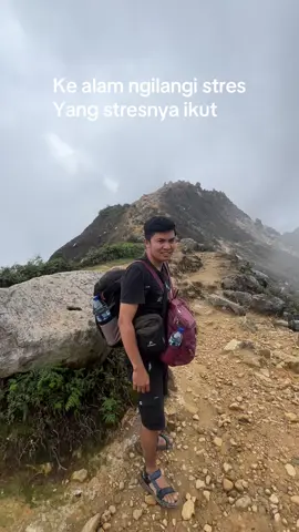 Orang stres ia gitu susah aja