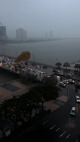 Đà Nẵng ngày bão