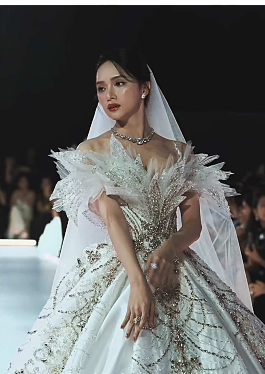 Hai đại diện đến với Miss World và Miss Universe năm nay đều khiến chúng ta yên tâm hơn về một vé intop..! #xuhuong #secretof_team #beautypageant_vns #missuniverse #beautyqueen 