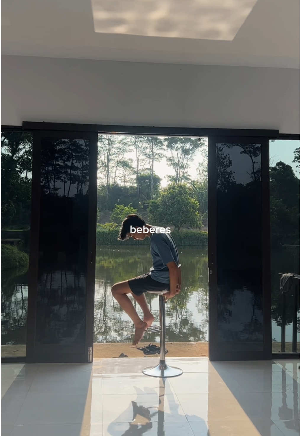 bosen nganggur, tp difikir fikir seru juga yah😆