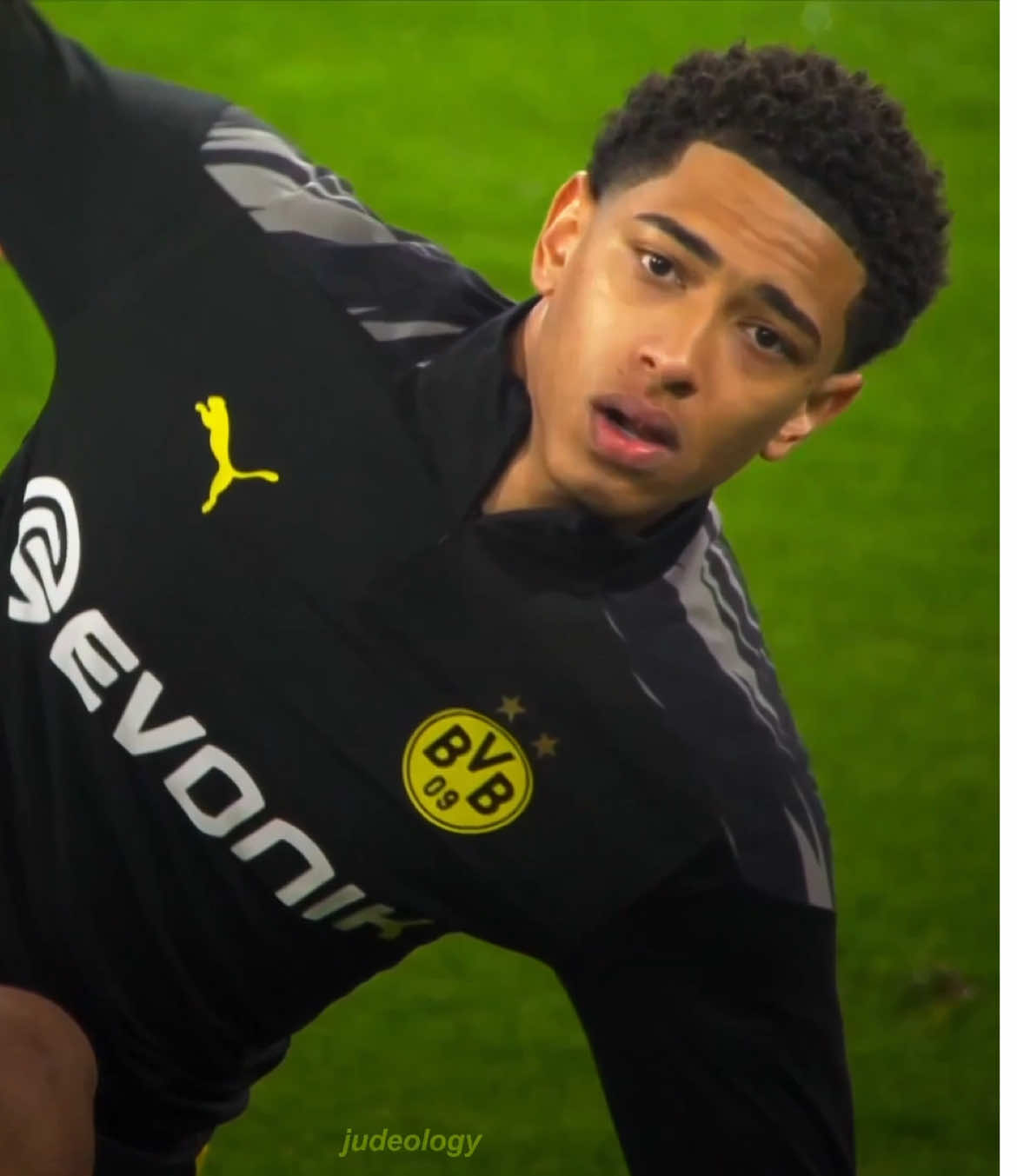 different styleee 🥹 dis is for lau ❤️‍🩹 @lau  — #judebellingham #judebellinghamedit #bvb #borussiadortmund #foryou  - @kay🥹 @joaologyy @jay @ry⁵ @katie 💤 @elena⁵ @芯 @bella💫 @❦ @andrea ౨ৎ @𝐚𝐧𝐚¹⁰ @zay