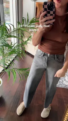 Perfect jeans for my short ladies!! #judybluejeans #judybluedenim #tiktokshopfalldealsforyou 