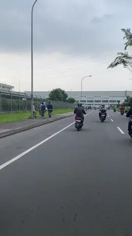 #mm2100 
