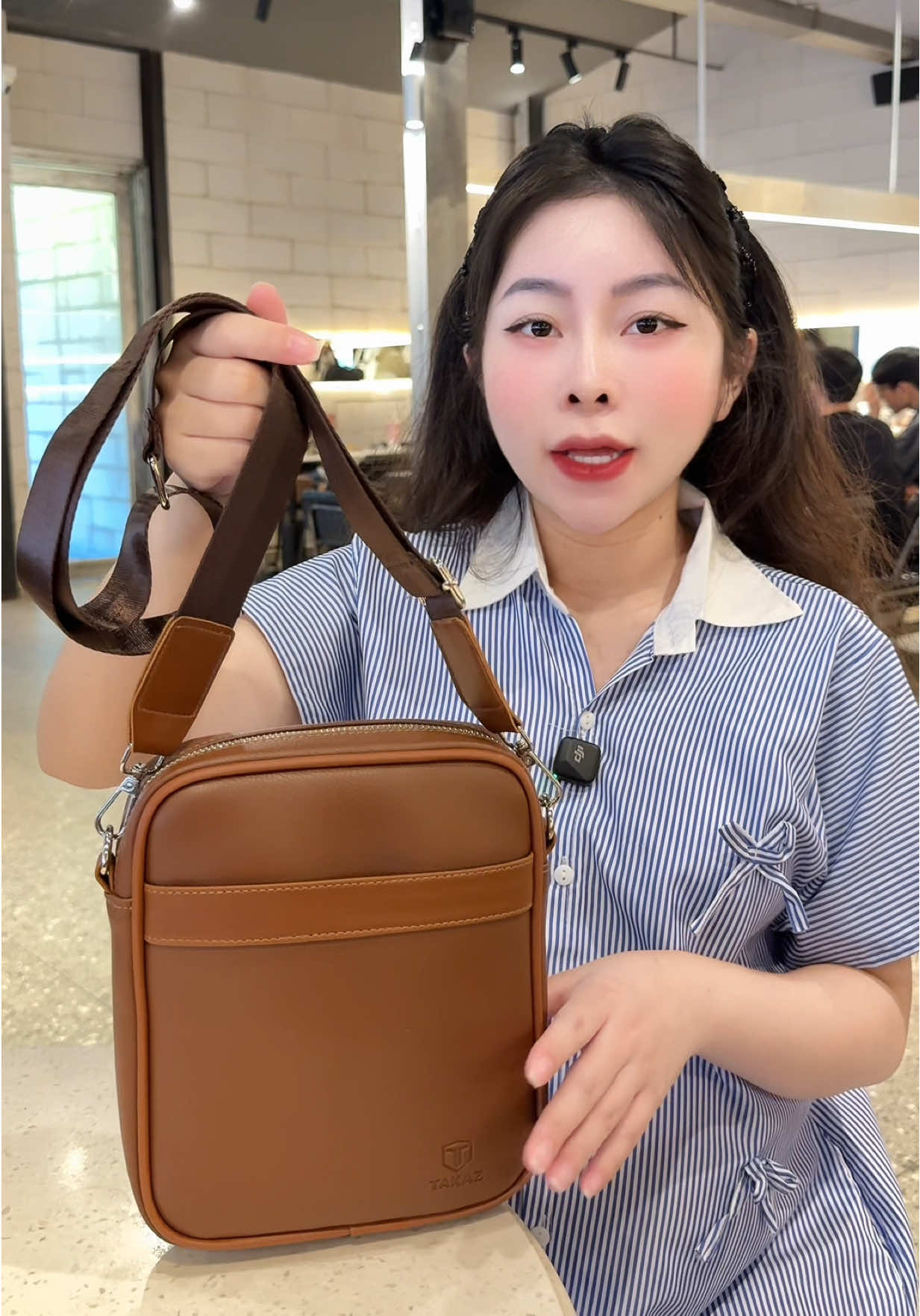Túi đeo chéo nam đẹp DA MICROF