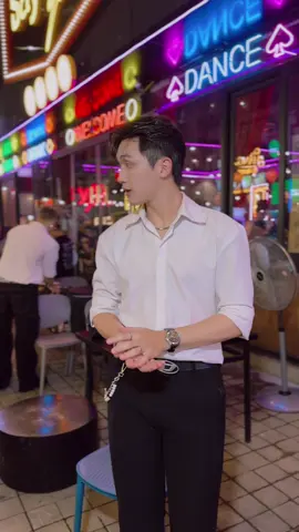 Ngỏ lời @sayhiquan89  #hanoi  #sayhiquan  #traideptiktok  #89nguyenvantuyet  #somitrang  