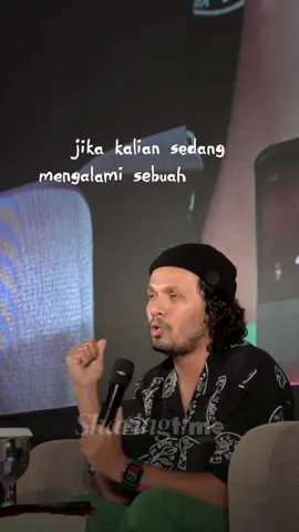 Semakin sulit, artinya semakin dekat dengan pertolongan Allah🤲 〰️〰️〰️〰️〰️〰️〰️〰️〰️〰️〰️〰️〰️〰️〰️ Jadwal sharing time Ust. @Hanan Attaki insyaallah: 29 September: BANJARMASIN 18-19 Oktober: BENGKULU 26 Oktober: PALANGKARAYA 9 November: PALU 16 November: GORONTALO 23 November: PALEMBANG 7 Desember: MAKASSAR 14 Desember: SAMARINDA Cara daftarnya di website ➡️ sharingtimeuha.com 😊 #sharingtime #hananattaki #ayahamanah #makassar #samarinda      