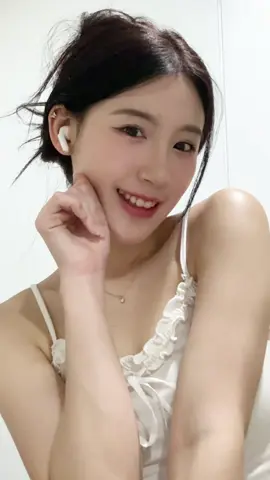 คลิปถ่ายเล่นๆ ดูว่าตตจาเปิดการมองเห็นมะะ55555#fyeシ゚ #05 #เปิดการมองเห็น #ฟีดดดシ 