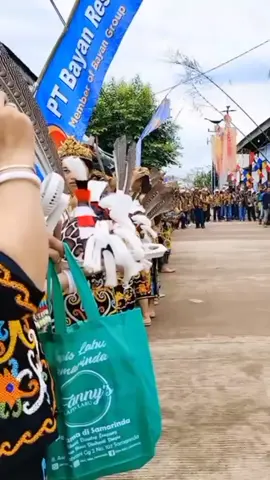 #gadisdayak #lewatberanda #salambudaya #dayakkalalimantan 🙏