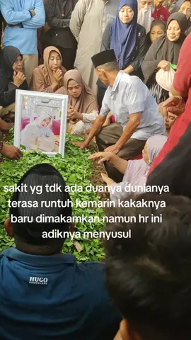 smoga tenang ki dialam sana kalian berdua nak 😭😭😭