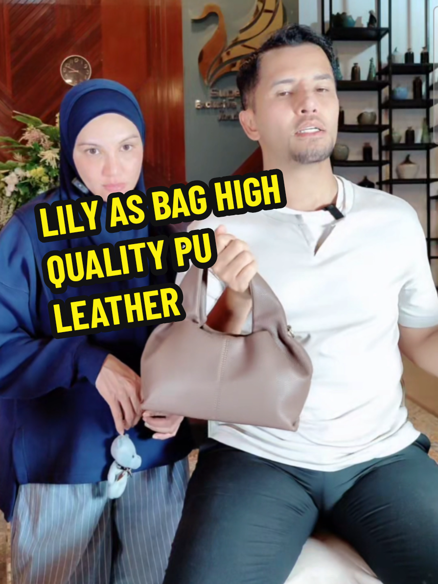 LILY AS BAG HIGH QUALITY PU LEATHER #lilyasbag #shoulderbag #slingbag #yanavariousshop #handcarrybag 
