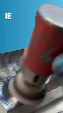 Have you ever seen steel with a reflection this clear? 📹: whatapp8613416280123 / IG