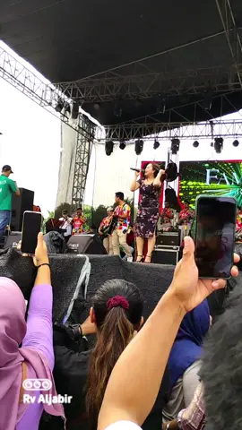 duka dalam cinta-@erikasyaulina  #erikasyaulina #familysgroup #dangdut #hiburan 