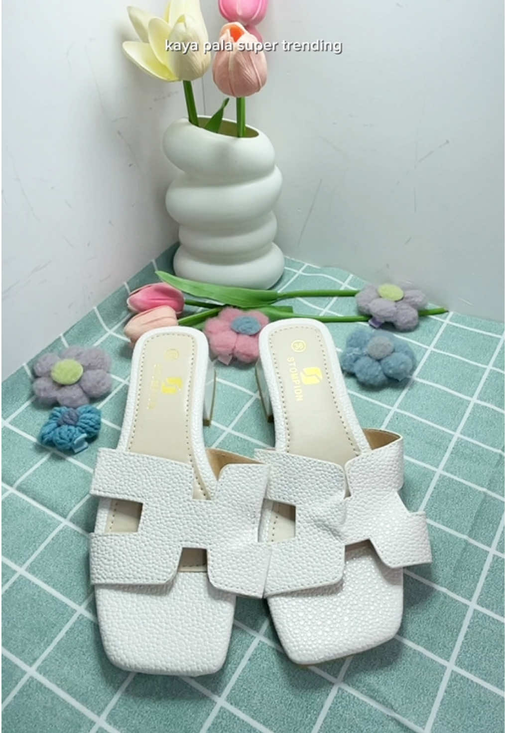 STOMPION Korean Sandals For Women Leather Slippers For Women Flat 👡✨ Simple, comfy, and stylish — the perfect everyday sandals 🌸💕 #TrendyStyle #ComfyWear #DailyOutfit #ChicSandals #fashionvibes 