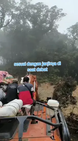 #mundur satu langkah