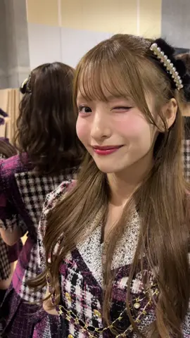 ずっと何してるの😂😂 あと、ふいのウインクずるい🫠😮‍💨 #平田侑希 @平田侑希  #正鋳真優 @正鋳真優(AKB48)  #会いに行けるアイドル 