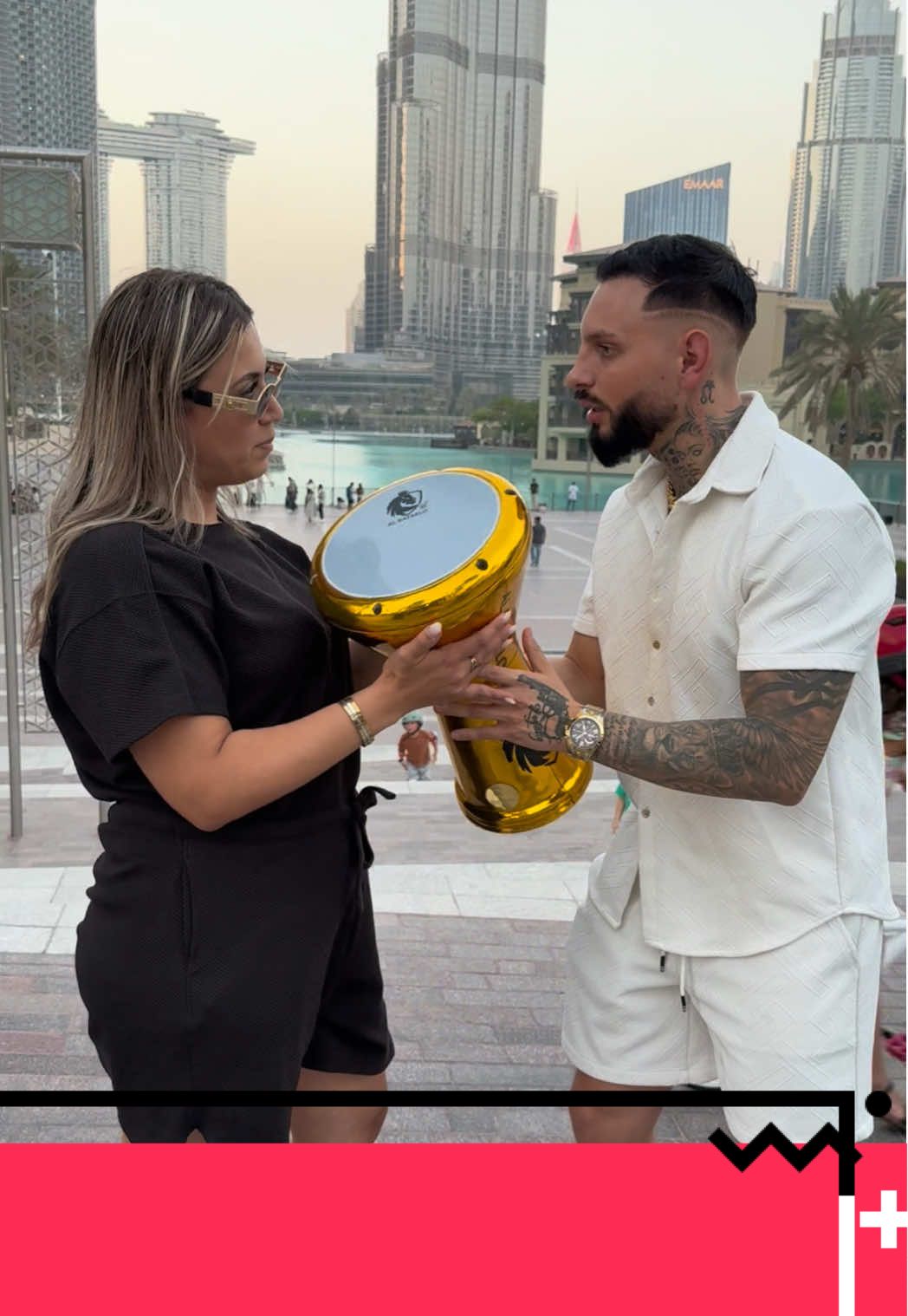 Algeria girl beat perfect darbuka🇩🇿😱 #alrafaelo #dubai 