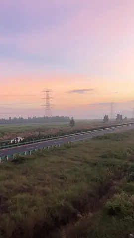ទេសភាពក្រោយផ្ទះ