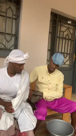 Ziranyica 😂😂 #tiktokrwanda🇷🇼 #twins #daveninde #sirimuka #ikinamico 