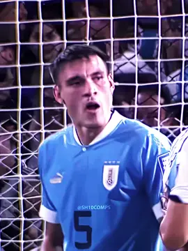 Messi vs ugartte gestures #messi 
