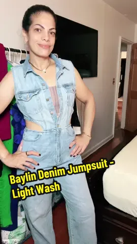 Baylin Denim Jumpsuit - Light Wash Mono de mezclilla #denimjumpsuit #jumpsuit #enterizo #enterizoslargos #jumpsuitstyle   @Fashion Nova