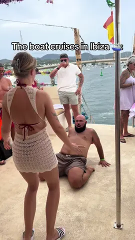Whoever you are, YOU ARE A LEGEND 👏🏻 #pinkponyclub #cruise #ibiza #partyboat #boat 