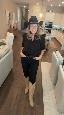@Cherrybetty Blouse, Work ➡️ Rodeo! #blouse #fashion 