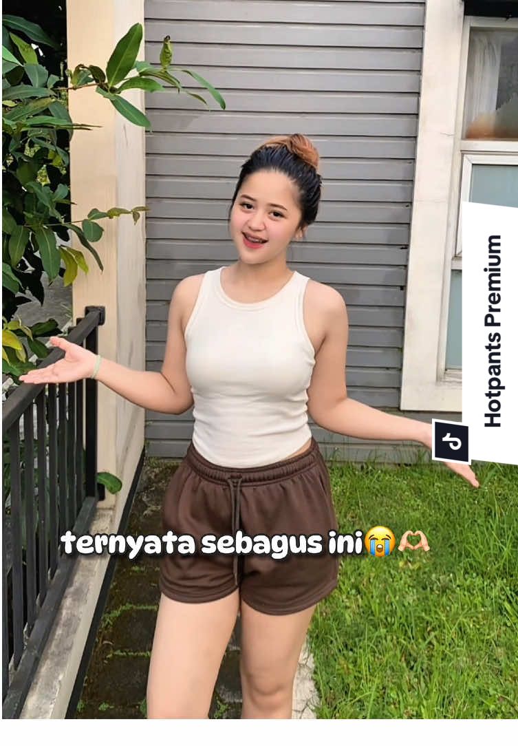 Hotpants X Tanktop gaakan pernah gagal👀  #yourename #hotpants #hotpantspremium 