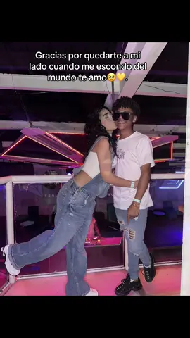 Daniel se enamoró del dj🤣