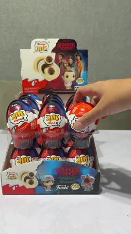 Ура! Kinder Joy  STANGER THINGS!  Нереально круто!!!!  #kinderjoy #strangerthings #оченьстранныедела #киндер 