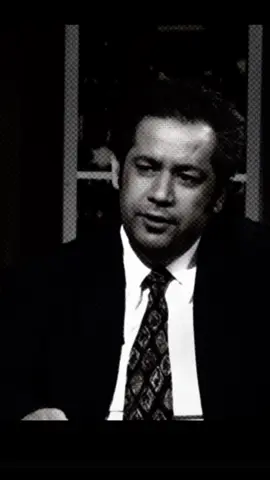 ساسرقُ من نومك حُلماً آخرَ .#دعلي_حمزة 