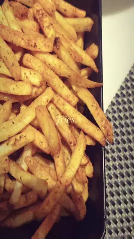 🍟 #fries #fastfood #friesland #yummy #foodies 