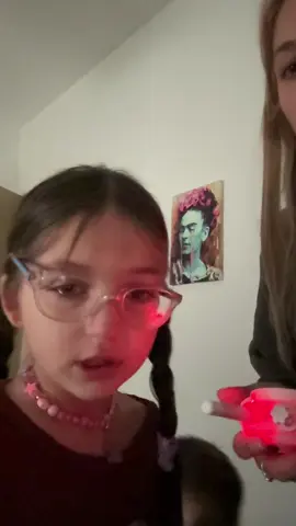 #actividadparanormal #help #find ayúdenme a encontrar quién es.