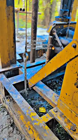 tergantung lokasi😜dimana harus gembel dan dimana harus gaya#CapCut #ilegaldriling #anak_rantau #pyf #operator_tambang 