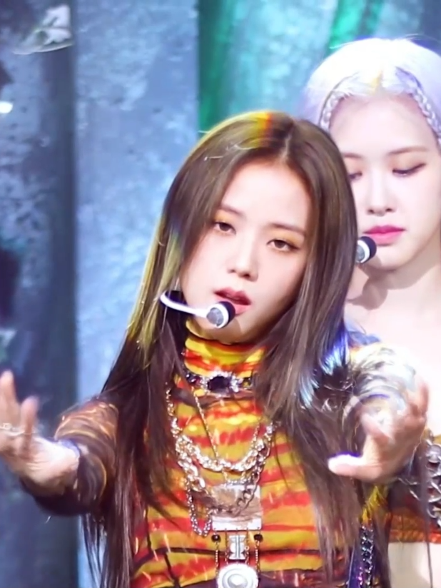 this took SO long to make! #jisoo #jisooedit #blackpink #blackpinkedit #bpedit #aftereffect #aftereffectsedit #trendingsound #editingtrend #edittok #edit #editing #foryou #viral #foryoupagе #jisooblackpink #jennie #rosé #lisa