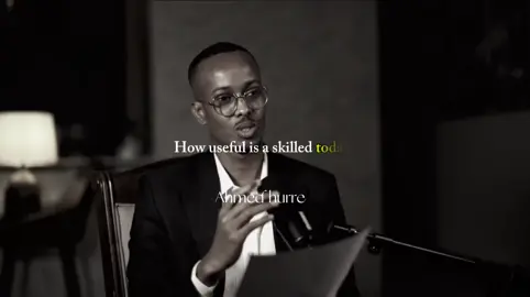 Ma jirta xirfad aad isledahay hadii noloshu kugu adkaato waad ku badbaadi lahayd? Amase aad jeceshahay inaad barato. #somalitiktok #fyp #motivation #abdijaliil #hurre✍️ 